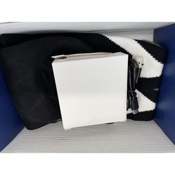 SNOW LEOPARD Rechargeable Heated Socks w App Control Batteries Black Large - Picture 11 of 11